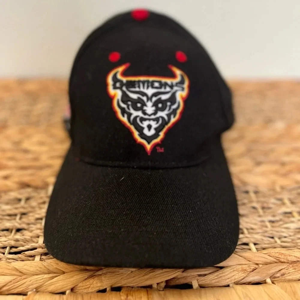 Vintage XFL San Francisco Demons Hat Black Adjustable Strapback Embroidered Logo - Picture 2 of 8